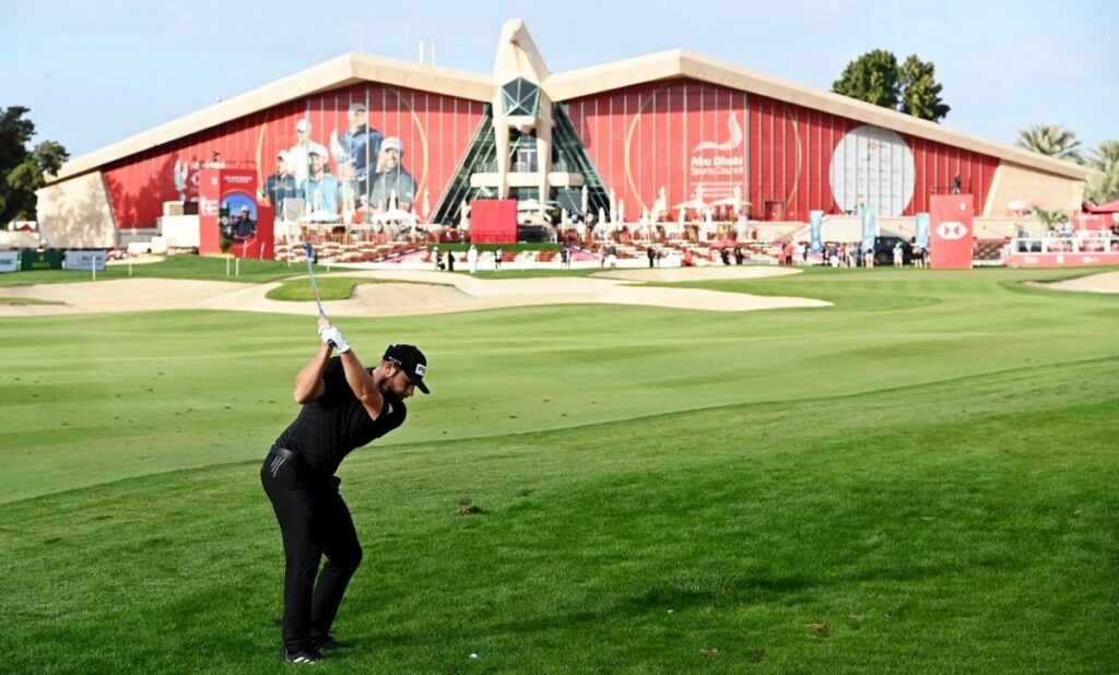 Abu Dhabi HSBC Championship 2021 R2 - Hatton storms into five shot lead