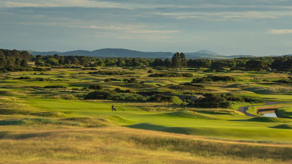 Carnoustie - Championship Course 16th