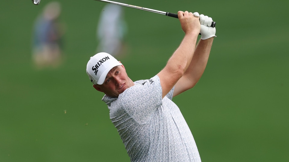 Sepp Straka hits a shot on the 18th hole during the second round