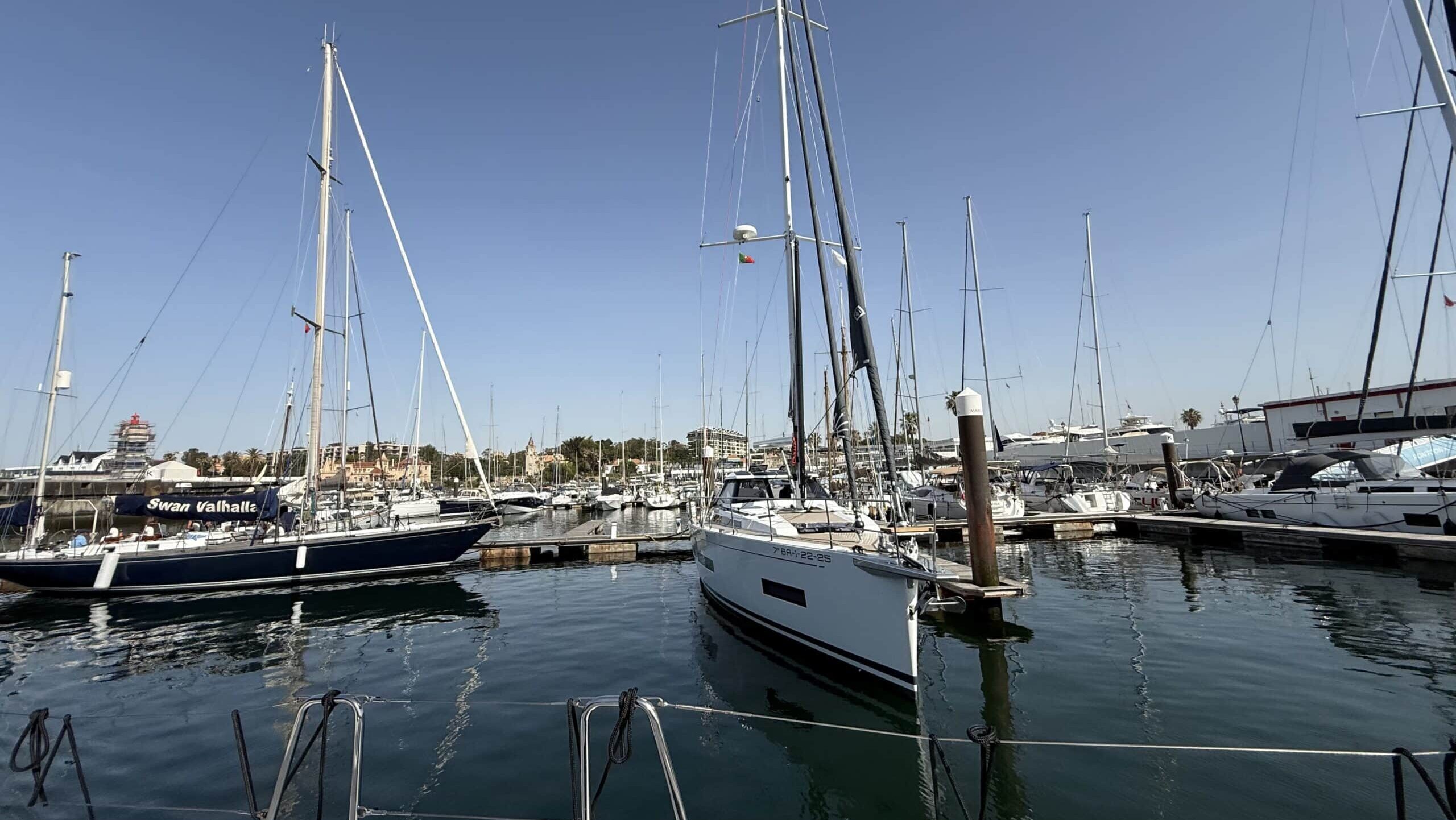 Setting off from the marina for a coastal boat trip, Cascais